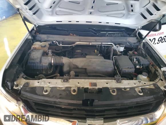 2018 Chevrolet Colorado 2WD Work Truck z VIN 1GCHSBEA0J1275339, wystawiony jako Copart lot #85887215 z przebiegiem 149 662 mil mil oraz Czysty tytuł • Clean title. Historia ofert i sprzedaży dostępna na DreamBid. Obrazek 11.