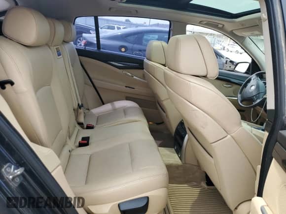 2012 BMW 5 Series 550i Gran Turismo xDrive с VIN WBASP4C51CC899860, выставлен на аукционе Copart как лот 60753555 с пробегом 71 060 миль миль и Чистый • Clean title. История ставок и продаж доступна на DreamBid. Изображение 10.