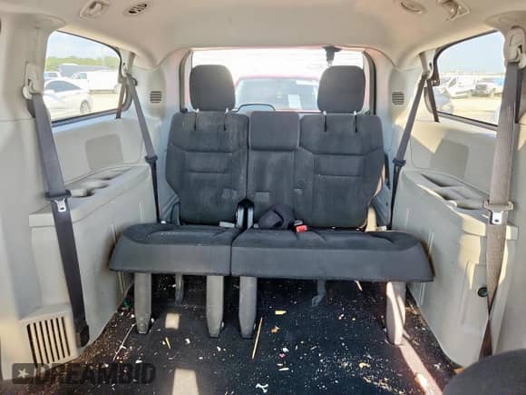 2017 Dodge Grand Caravan SE Plus with VIN 2C4RDGBG2HR844167, listed as a Copart auction lot 80086065 with 285,390 mi miles and Salvage title. Bid and sale history available at DreamBid. Image 10.