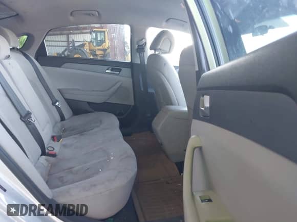 2017 Hyundai Sonata SE with VIN 5NPE24AF3HH577002, listed as a IAAI auction lot 43403557 with 131,765 mi miles and . Bid and sale history available at DreamBid. Image 8.