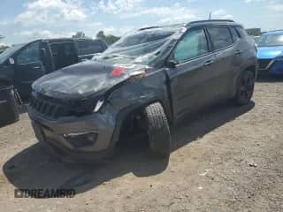 2018 Jeep Compass Altitude с VIN 3C4NJCBBXJT408304, выставлен на аукционе Copart как лот 63743465 с пробегом Не указан миль и Списание • Salvage title. История ставок и продаж доступна на DreamBid. Изображение 1.