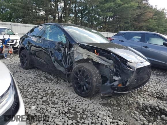 2023 Tesla Model Y Long Range с VIN 7SAYGDEE0PF850025, выставлен на аукционе Copart как лот 71842955 с пробегом 42 284 миль миль и Списание • Salvage title. История ставок и продаж доступна на DreamBid. Изображение 4.