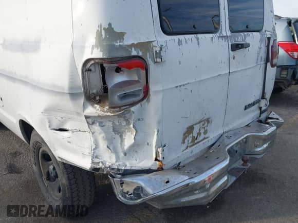 2003 Dodge RAM with VIN 2D7HB11XX3K508693, listed as a IAAI auction lot 41380889 with 271,969 mi miles and . Bid and sale history available at DreamBid. Image 19.