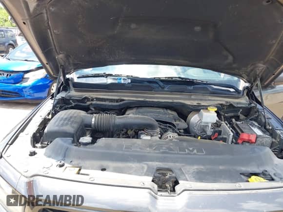 2019 Ram 1500 Laramie z VIN 1C6SRFJT4KN712017, wystawiony jako IAAI lot #42710959 z przebiegiem 89 973 mil mil oraz . Historia ofert i sprzedaży dostępna na DreamBid. Obrazek 10.