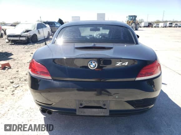 2012 BMW Z4 sDrive28i с VIN WBALL5C53CJ103000, выставлен на аукционе Copart как лот 47689465 с пробегом Не указан миль и Списание • Salvage title. История ставок и продаж доступна на DreamBid. Изображение 6.