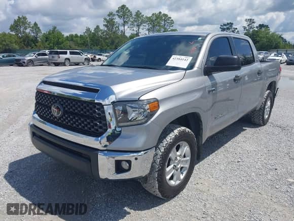 2021 Toyota Tundra SR5 z VIN 5TFDY5F17MX047532, wystawiony jako IAAI lot #42384142 z przebiegiem 79 318 mil mil oraz . Historia ofert i sprzedaży dostępna na DreamBid. Obrazek 17.