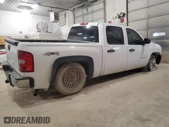 2013 Chevrolet Silverado 1500 Work Truck with VIN 3GCPKPEA5DG161531, listed as a Copart auction lot 42431085 with 201,565 mi miles and Salvage title. Bid and sale history available at DreamBid. Image 3.
