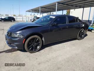 2016 Dodge Charger SXT с VIN 2C3CDXHG0GH132813, выставлен на аукционе Copart как лот 82379675 с пробегом 92 540 миль миль и Списание • Salvage title. История ставок и продаж доступна на DreamBid. Изображение 1.