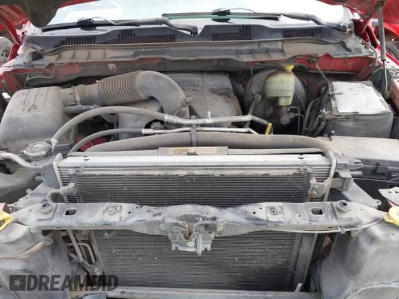 2014 Ram 1500 Express z VIN 1C6RR6KT3ES154972, wystawiony jako IAAI lot #42396509 z przebiegiem 212 733 mil mil oraz . Historia ofert i sprzedaży dostępna na DreamBid. Obrazek 10.