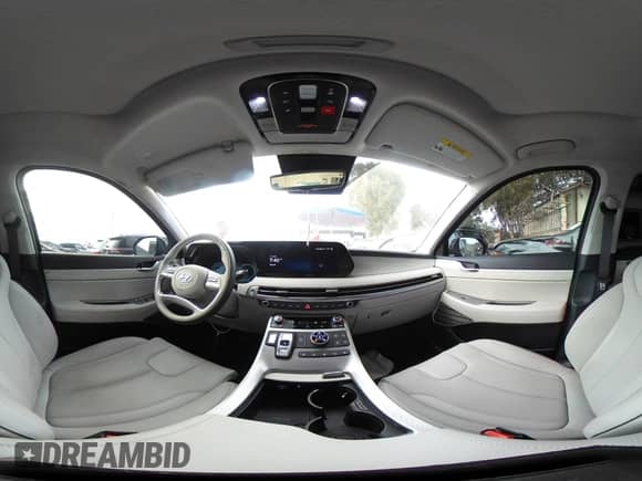 2025 Hyundai Palisade Calligraphy z VIN KM8R7DGE8SU862109, wystawiony jako IAAI lot #42770365 z przebiegiem 4 416 mil mil oraz . Historia ofert i sprzedaży dostępna na DreamBid. Obrazek 21.