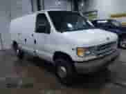 2002 Ford Econoline Cargo z VIN 1FTSE34L22HA51536, wystawiony jako IAAI lot #42071689 z przebiegiem 280 951 mil mil oraz . Historia ofert i sprzedaży dostępna na DreamBid. Obrazek 1.