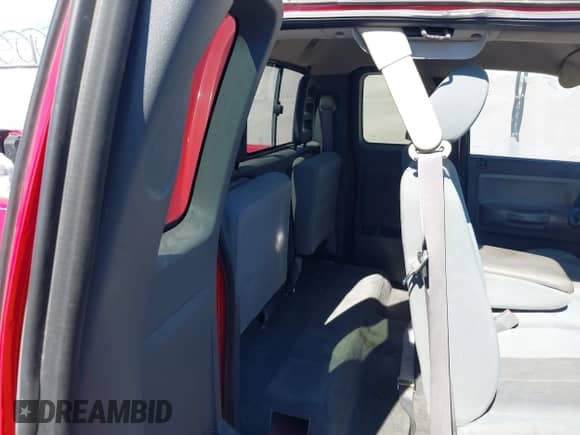 2005 Dodge Dakota SLT with VIN 1D7HE42KX5S218443, listed as a IAAI auction lot 42831581 with 146,947 mi miles and . Bid and sale history available at DreamBid. Image 8.