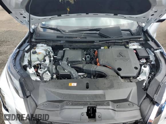 2024 Mitsubishi Outlander SEL with VIN JA4T5WA91RZ013342, listed as a Copart auction lot 61226515 with Not provided miles and Salvage title. Bid and sale history available at DreamBid. Image 11.