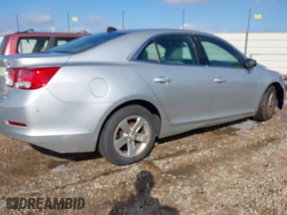 2013 Chevrolet Malibu LS с VIN 1G11B5SA9DF267313, выставлен на аукционе IAAI как лот 41213682 с пробегом Не указан миль и . История ставок и продаж доступна на DreamBid. Изображение 4.