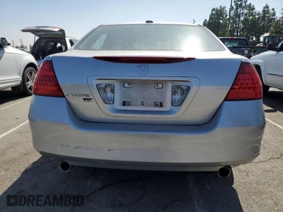 2007 Honda Accord EX-L с VIN 1HGCM66527A095867, выставлен на аукционе Copart как лот 85519955 с пробегом 107 774 миль миль и Списание • Salvage title. История ставок и продаж доступна на DreamBid. Изображение 6.
