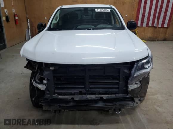2022 Chevrolet Colorado 4WD Z71 with VIN 1GCGTDENXN1320204, listed as a Copart auction lot 81075385 with 39,528 mi miles and Salvage title. Bid and sale history available at DreamBid. Image 5.
