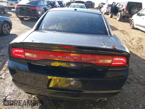 2012 Dodge Charger RT Plus с VIN 2C3CDXCT5CH122213, выставлен на аукционе IAAI как лот 43313497 с пробегом 181 471 миль миль и . История ставок и продаж доступна на DreamBid. Изображение 15.