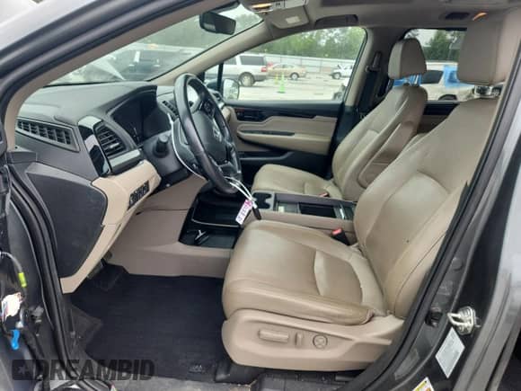 2019 Honda Odyssey Elite с VIN 5FNRL6H90KB049398, выставлен на аукционе Copart как лот 69685555 с пробегом 121 408 миль миль и Списание • Salvage title. История ставок и продаж доступна на DreamBid. Изображение 7.