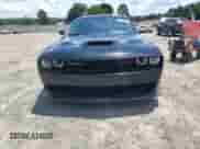 2021 Dodge Challenger R/T Scat Pack Widebody z VIN 2C3CDZFJ9MH550650, wystawiony jako Copart lot #61797585 z przebiegiem 20 063 mil mil oraz Szkoda całkowita • Salvage title. Historia ofert i sprzedaży dostępna na DreamBid. Obrazek 5.