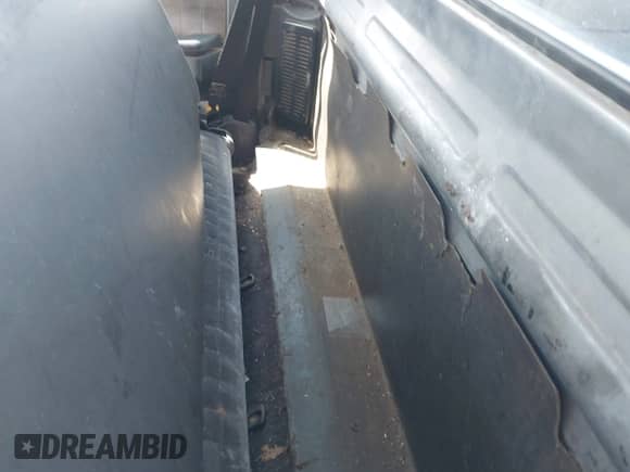 1986 Chevrolet Silverado 1500 с VIN 1GCDC14H4GF395709, выставлен на аукционе IAAI как лот 42027583 с пробегом 13 358 миль миль и . История ставок и продаж доступна на DreamBid. Изображение 8.