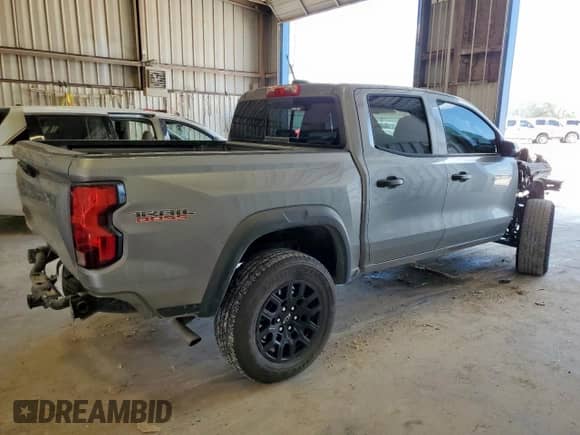 2024 Chevrolet Colorado 4WD Trail Boss с VIN 1GCPTEEK2R1207235, выставлен на аукционе Copart как лот 72006285 с пробегом 23 199 миль миль и Списание • Salvage title. История ставок и продаж доступна на DreamBid. Изображение 3.