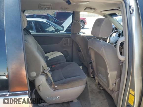 2005 Toyota Sienna LE with VIN 5TDBA23C25S045744, listed as a Copart auction lot 66894715 with 285,519 mi miles and Clean title. Bid and sale history available at DreamBid. Image 11.