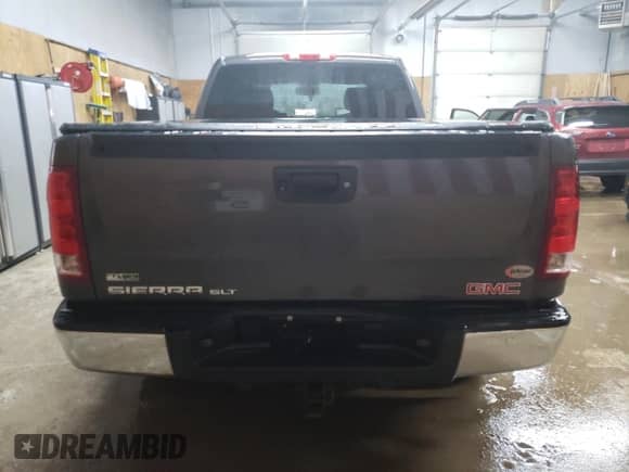 2011 GMC Sierra 1500 SLT with VIN 1GTR2WE3XBZ282086, listed as a Copart auction lot 53519485 with 68,786 mi miles and Clean title. Bid and sale history available at DreamBid. Image 6.