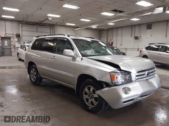 2007 Toyota Highlander с VIN JTEGP21A770138802, выставлен на аукционе IAAI как лот 43051091 с пробегом 209 594 миль миль и . История ставок и продаж доступна на DreamBid. Изображение 1.
