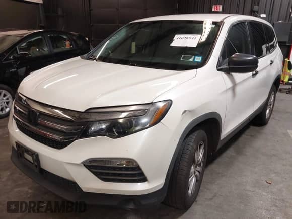 2018 Honda Pilot LX с VIN 5FNYF6H13JB066479, выставлен на аукционе IAAI как лот 41028041 с пробегом 162 331 миль миль и . История ставок и продаж доступна на DreamBid. Изображение 2.