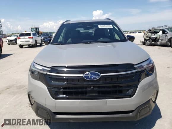 2025 Subaru Forester Touring Hybrid with VIN JF2SLSTD9SH412126, listed as a Copart auction lot 62663085 with 700 mi miles and Salvage title. Bid and sale history available at DreamBid. Image 5.