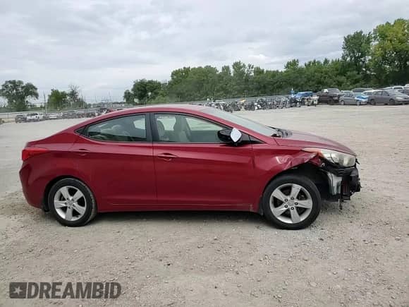 2013 Hyundai Elantra GLS с VIN KMHDH4AE8DU519335, выставлен на аукционе Copart как лот 72065735 с пробегом 166 002 миль миль и Списание • Salvage title. История ставок и продаж доступна на DreamBid. Изображение 14.