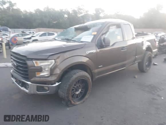 2015 Ford F-150 XLT with VIN 1FTFX1EG6FFB08131, listed as a IAAI auction lot 43210127 with 250,984 mi miles and . Bid and sale history available at DreamBid. Image 2.