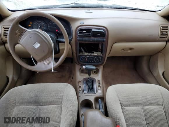 2001 Saturn LW с VIN 1G8JU82F51Y504033, выставлен на аукционе Copart как лот 45974535 с пробегом 235 016 миль миль и Списание • Salvage title. История ставок и продаж доступна на DreamBid. Изображение 8.