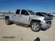 2018 Chevrolet Silverado 1500 Custom z VIN 1GCRCPEH8JZ328981, wystawiony jako Copart lot #44075575 z przebiegiem 56 742 mil mil oraz Szkoda całkowita • Salvage title. Historia ofert i sprzedaży dostępna na DreamBid. Obrazek 4.