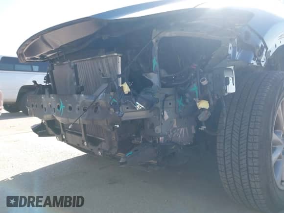 2024 Mazda CX-5 S Preferred with VIN JM3KFBCL6R0469915, listed as a IAAI auction lot 41730847 with 12,153 mi miles and . Bid and sale history available at DreamBid. Image 6.