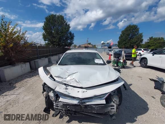 2017 Chevrolet Malibu LS с VIN 1G1ZB5ST6HF159449, выставлен на аукционе IAAI как лот 43370810 с пробегом 138 329 миль миль и . История ставок и продаж доступна на DreamBid. Изображение 12.