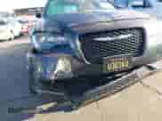 2018 Chrysler 300 S с VIN 2C3CCAGG7JH267828, выставлен на аукционе IAAI как лот 43145484 с пробегом 53 835 миль миль и . История ставок и продаж доступна на DreamBid. Изображение 6.