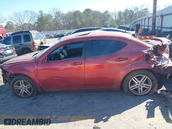 2009 Dodge Avenger SXT с VIN 1B3LC56B19N507033, выставлен на аукционе IAAI как лот 41656598 с пробегом Не указан миль и . История ставок и продаж доступна на DreamBid. Изображение 13.