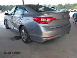 2016 Hyundai Sonata SE с VIN 5NPE24AF9GH336835, выставлен на аукционе IAAI как лот 43288634 с пробегом 93 633 миль миль и . История ставок и продаж доступна на DreamBid. Изображение 3.