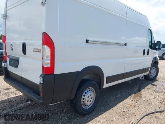 2025 Ram ProMaster Cargo Tradesman with VIN 3C6MRVHG8SE550148, listed as a IAAI auction lot 42910228 with 4,004 mi miles and . Bid and sale history available at DreamBid. Image 4.