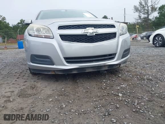 2013 Chevrolet Malibu LT with VIN 1G11C5SAXDF192778, listed as a IAAI auction lot 43357450 with 125,303 mi miles and . Bid and sale history available at DreamBid. Image 12.