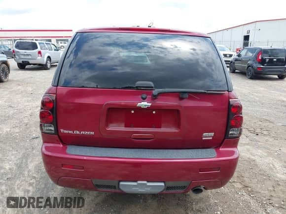 2007 Chevrolet TrailBlazer SS с VIN 1GNES13H072234930, выставлен на аукционе IAAI как лот 42249514 с пробегом 209 193 миль миль и . История ставок и продаж доступна на DreamBid. Изображение 16.