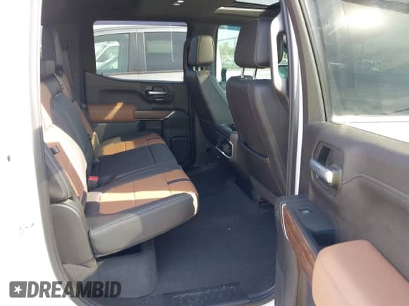 2021 Chevrolet Silverado 1500 High Country with VIN 1GCUYHEL3MZ272071, listed as a IAAI auction lot 43215932 with 113,190 mi miles and . Bid and sale history available at DreamBid. Image 8.