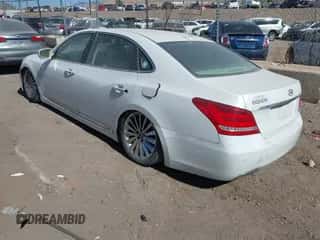 2014 Hyundai Equus Ultimate with VIN KMHGH4JH2EU074051, listed as a IAAI auction lot 41650955 with 184,743 mi miles and . Bid and sale history available at DreamBid. Image 3.