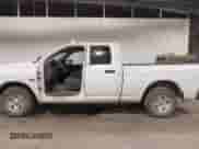 2014 Ram 1500 Express z VIN 1C6RR7FT5ES323647, wystawiony jako IAAI lot #41888044 z przebiegiem 184 317 mil mil oraz . Historia ofert i sprzedaży dostępna na DreamBid. Obrazek 15.