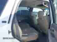 2001 Chevrolet Tahoe LS с VIN 1GNEC13T61R112072, выставлен на аукционе IAAI как лот 42471193 с пробегом 326 879 миль миль и . История ставок и продаж доступна на DreamBid. Изображение 8.