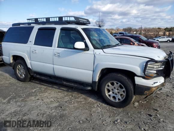 2006 Chevrolet Suburban LT z VIN 1GNFK16Z06J157828, wystawiony jako Copart lot #45452075 z przebiegiem 233 011 mil mil oraz Szkoda całkowita • Salvage title. Historia ofert i sprzedaży dostępna na DreamBid. Obrazek 4.