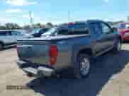 2011 Chevrolet Colorado 1LT z VIN 1GCHTCFE5B8113848, wystawiony jako IAAI lot #42781184 z przebiegiem 64 485 mil mil oraz . Historia ofert i sprzedaży dostępna na DreamBid. Obrazek 4.