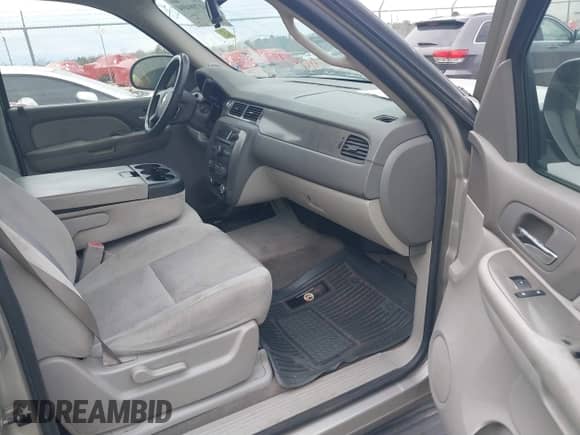2009 Chevrolet Tahoe LS с VIN 1GNFC13CX9R215589, выставлен на аукционе IAAI как лот 41709494 с пробегом 268 992 миль миль и . История ставок и продаж доступна на DreamBid. Изображение 5.