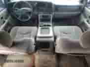 2005 Chevrolet Suburban LT с VIN 1GNFK16Z05J183523, выставлен на аукционе Copart как лот 58595325 с пробегом 248 732 миль миль и Списание • Salvage title. История ставок и продаж доступна на DreamBid. Изображение 8.